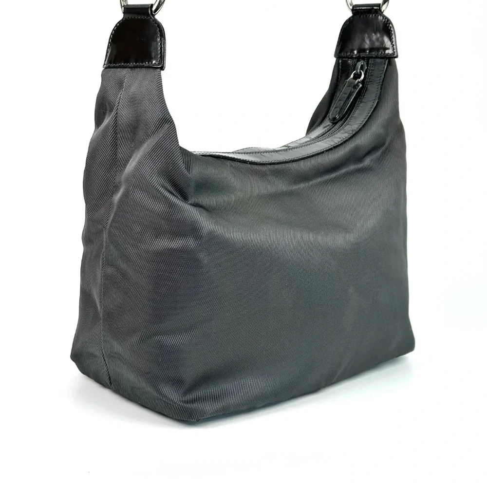 GUCCI Authentic Bamboo Shoulder Hand Bag Black Nylon Enamel. EUC! - Picture 7 of 16